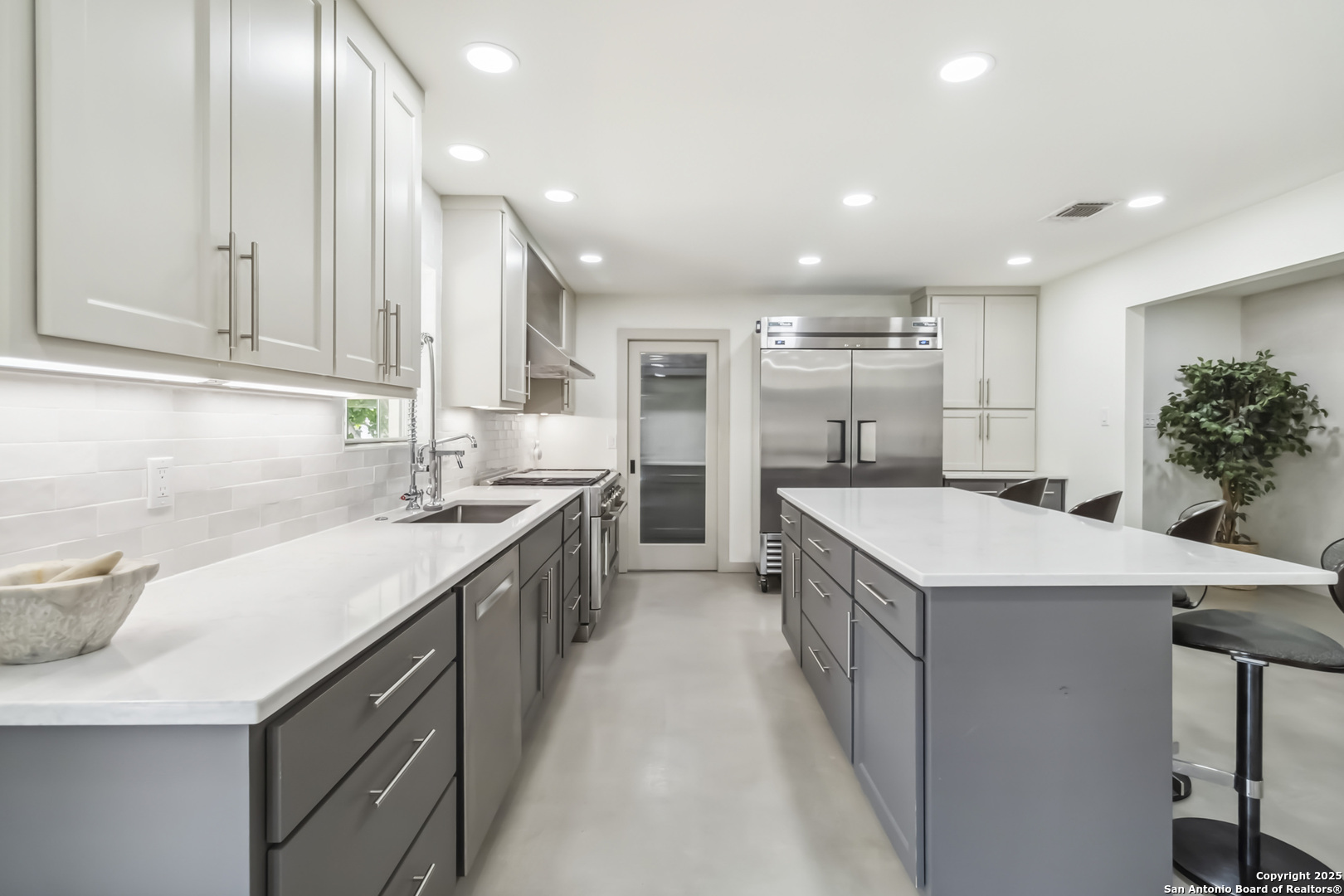 425 Edgewater New Braunfels TX 78130