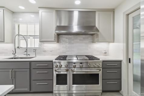 425 Edgewater New Braunfels TX 78130