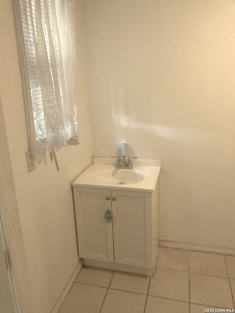 651 Barrett Place San Antonio TX 78225