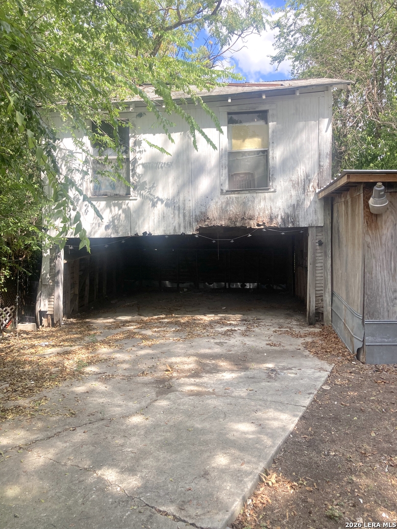 651 Barrett Place San Antonio TX 78225