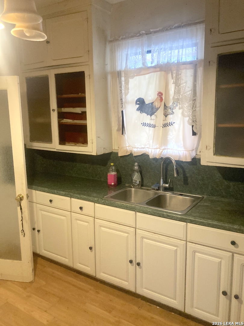 651 Barrett Place San Antonio TX 78225