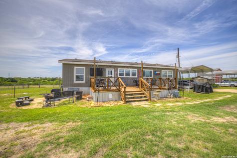 2007 Leissner School Road Seguin TX 78155