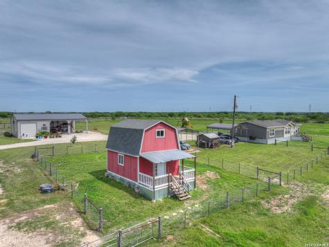 2007 Leissner School Road Seguin TX 78155
