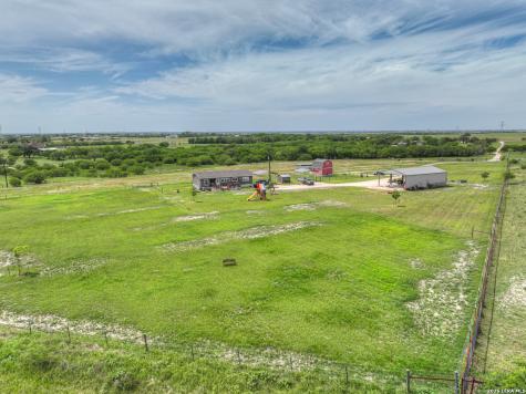 2007 Leissner School Road Seguin TX 78155