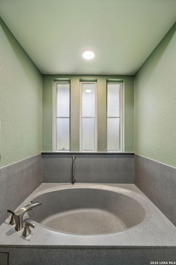 145 Will Rogers Schertz TX 78154