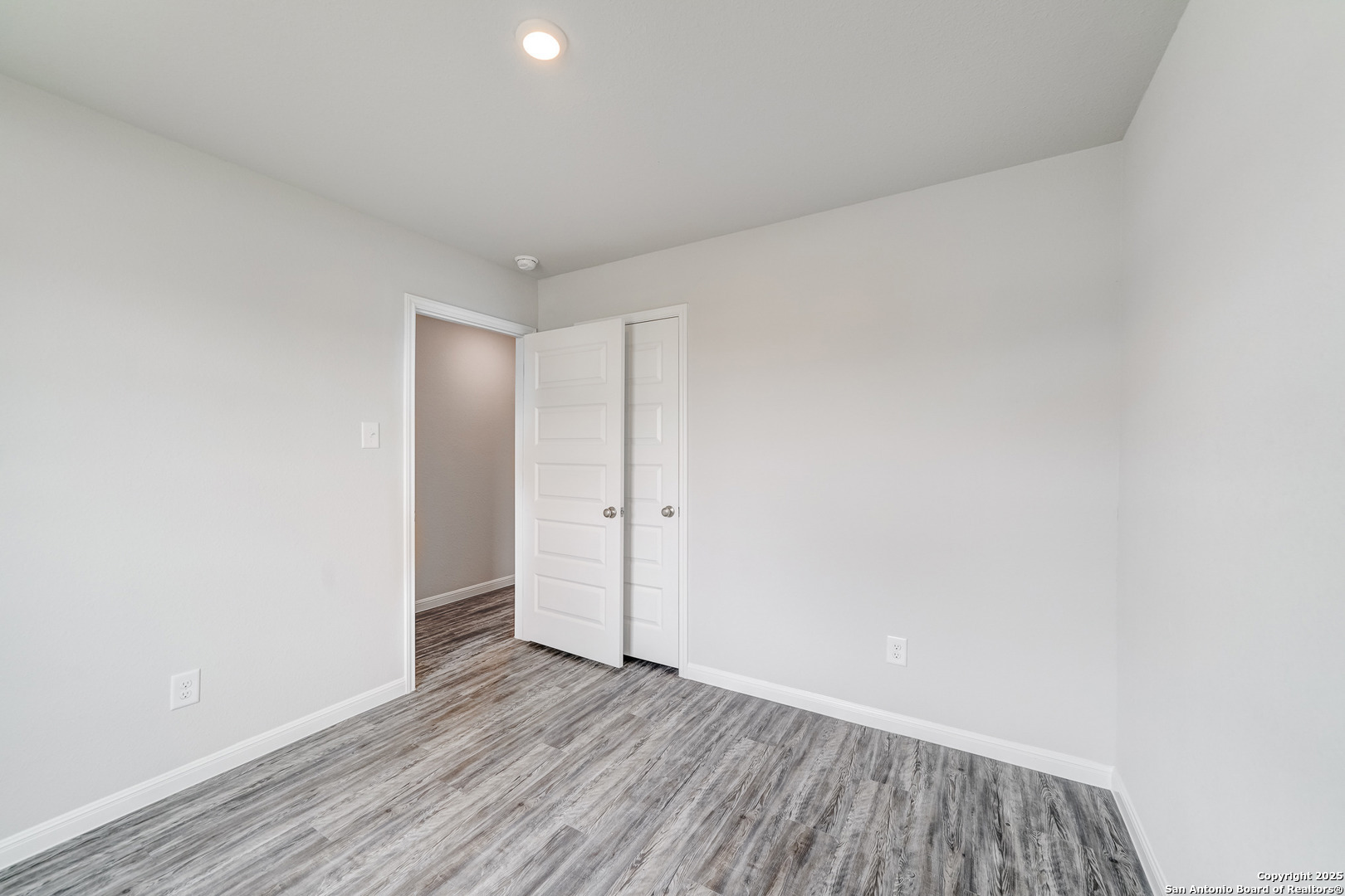 305 Mariposa Circle Kenedy TX 78119