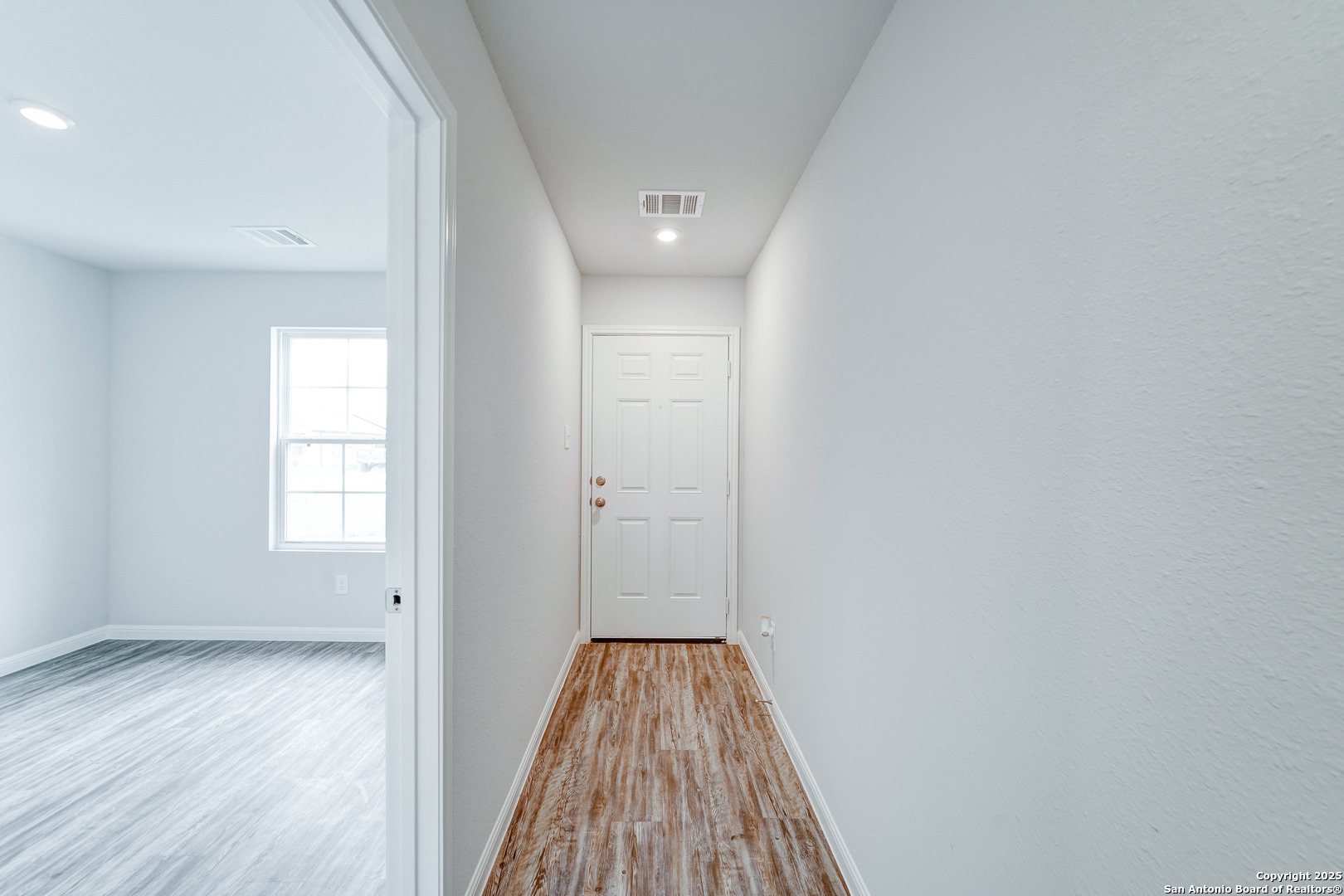 305 Mariposa Circle Kenedy TX 78119