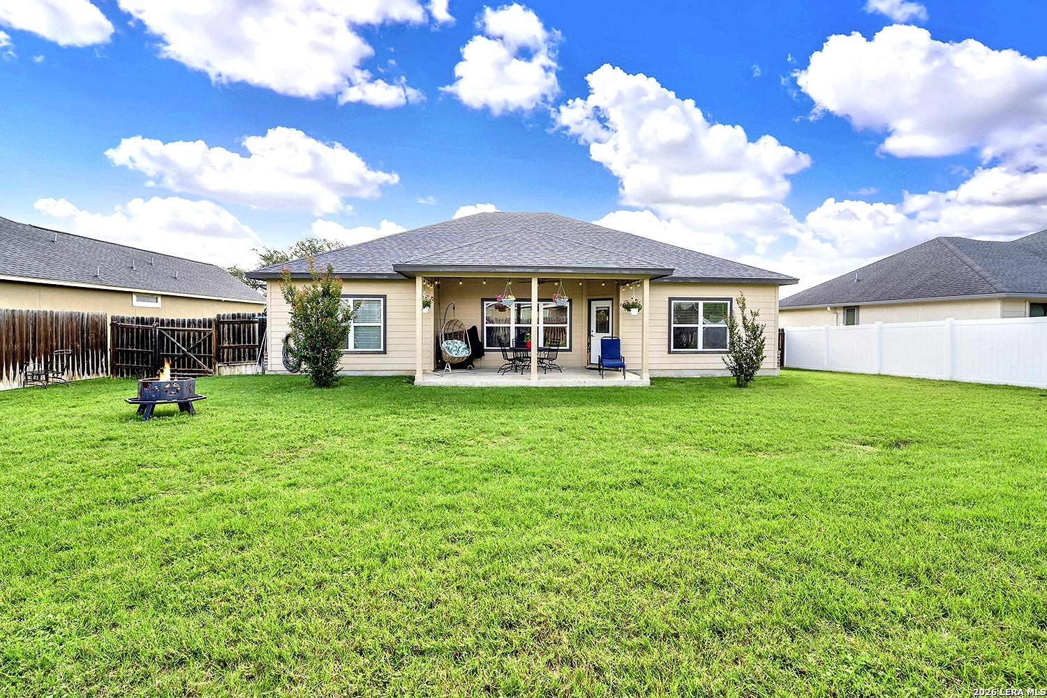 109 Grandview Floresville TX 78114