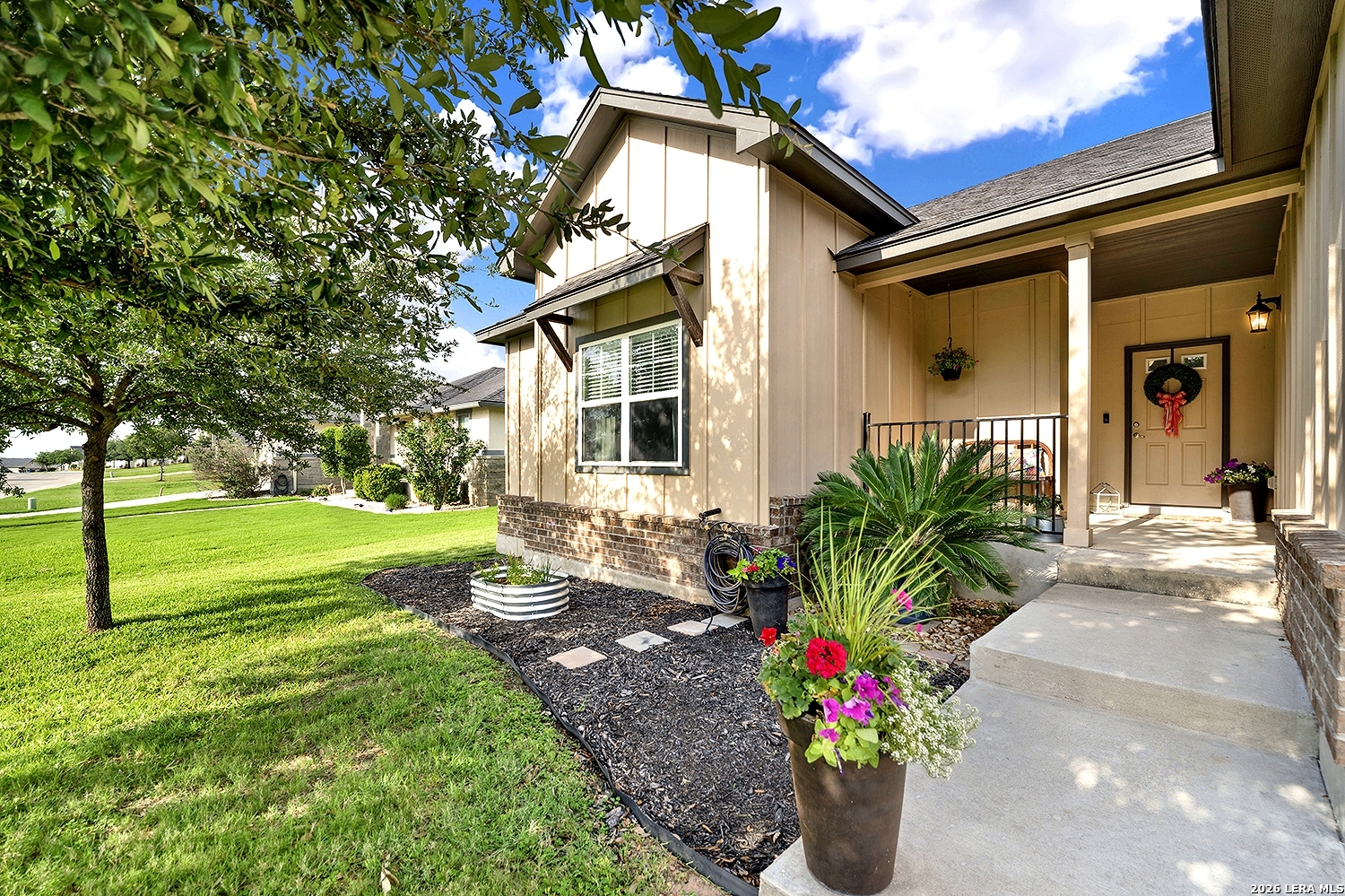 109 Grandview Floresville TX 78114