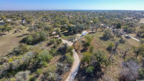 461 County Road 6723 Natalia TX 78059