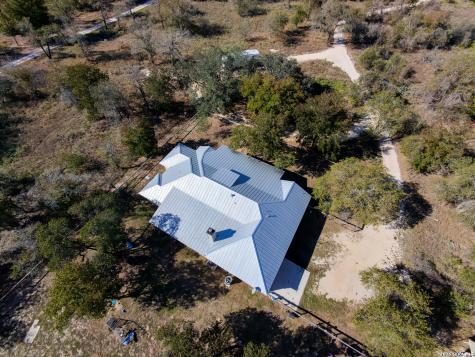 461 County Road 6723 Natalia TX 78059