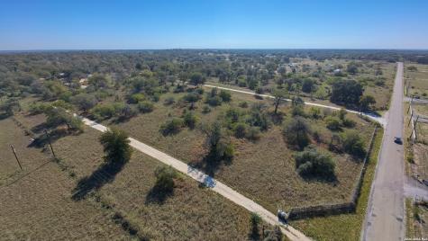 461 County Road 6723 Natalia TX 78059
