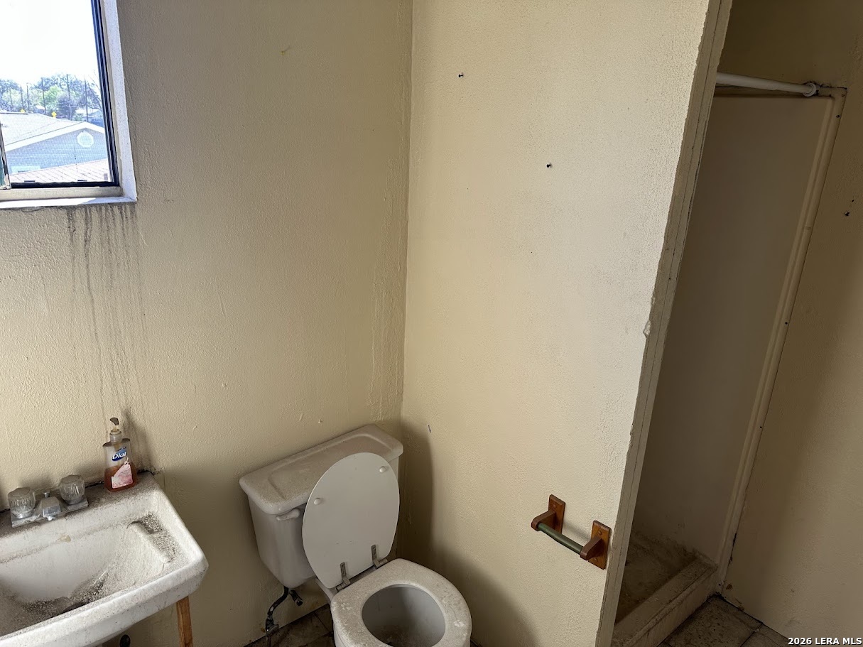 831 Brighton San Antonio TX 78211
