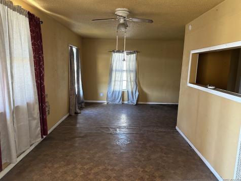 831 Brighton San Antonio TX 78211