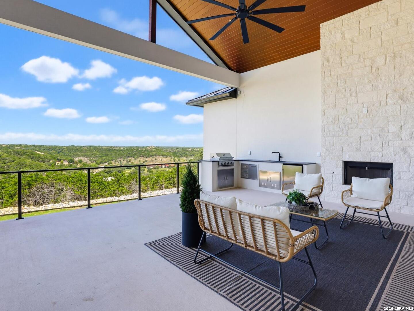 142 Paradise Point Boerne TX 78006