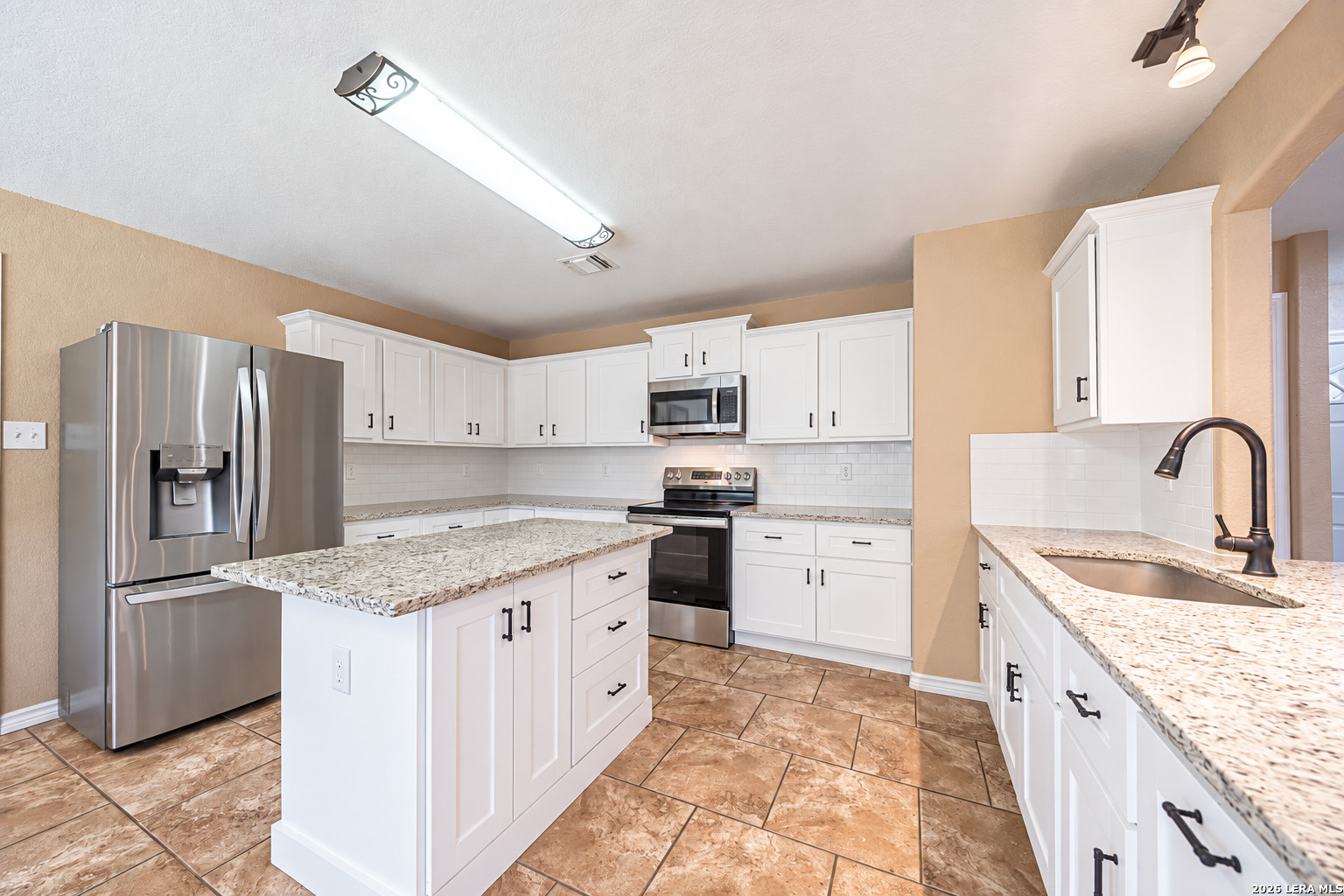 5714 Dhaka View San Antonio TX 78250