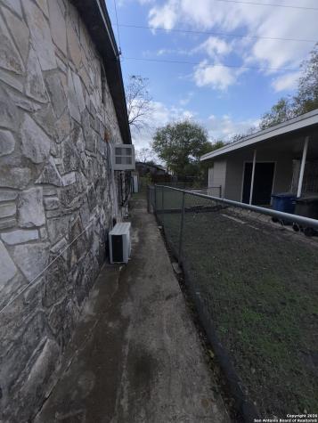 115 Yolanda Drive San Antonio TX 78228
