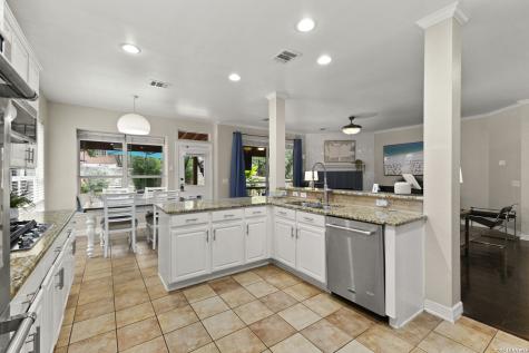 1303 Charlisas Way San Antonio TX 78216