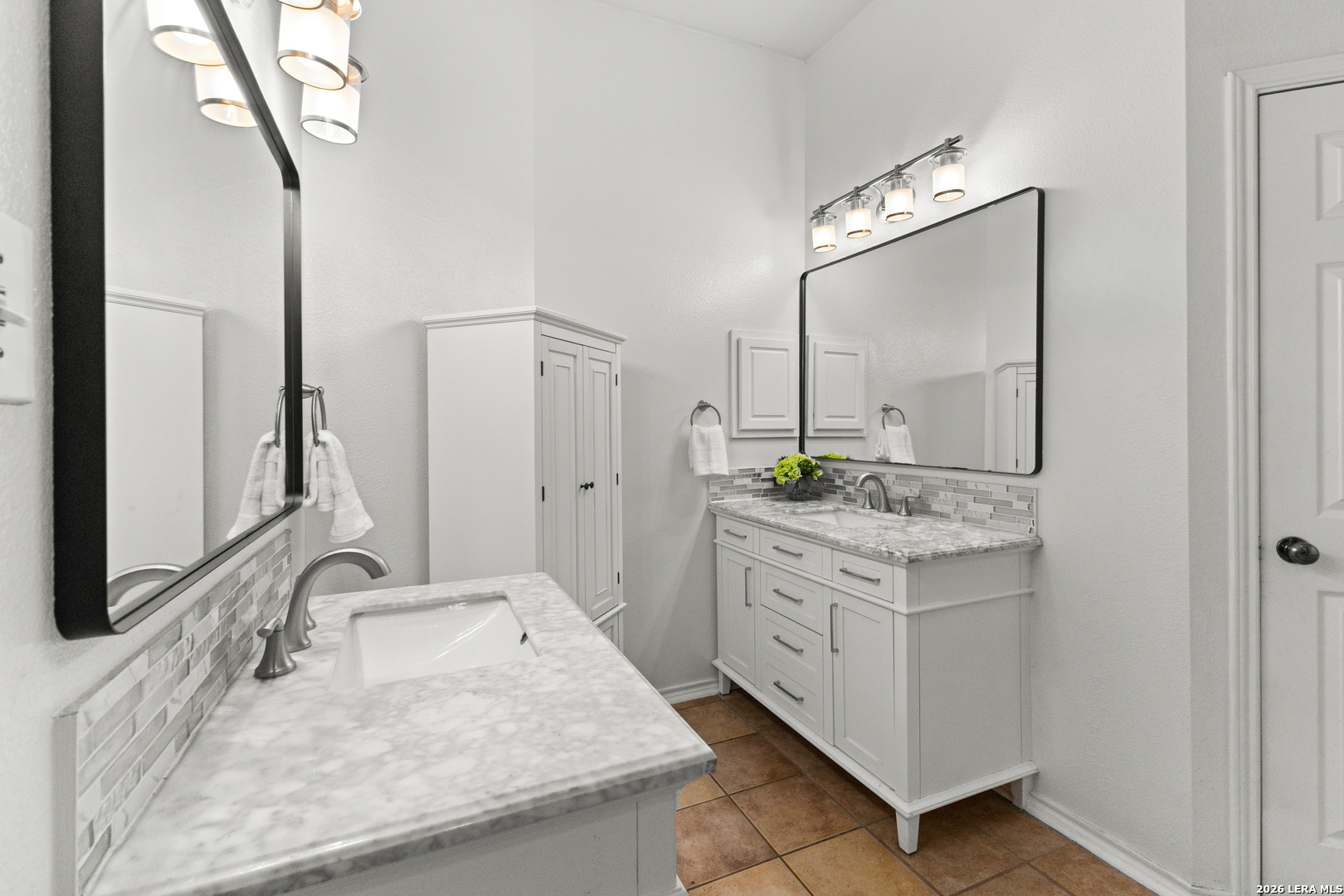 1303 Charlisas Way San Antonio TX 78216