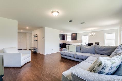11745 Red Pheasant San Antonio TX 78245