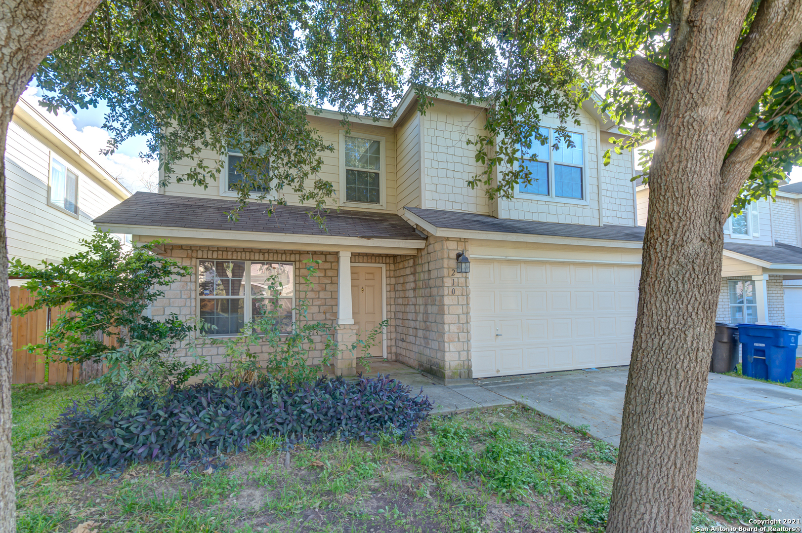 210 Hallie Pass San Antonio TX 78227