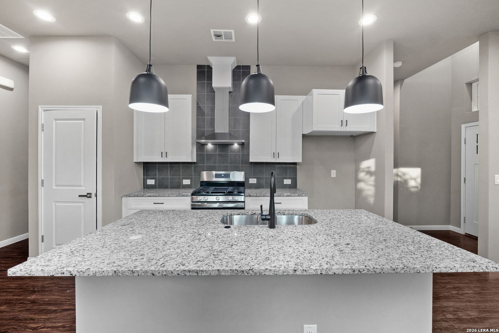 1243 W Harlan Avenue San Antonio TX 78211