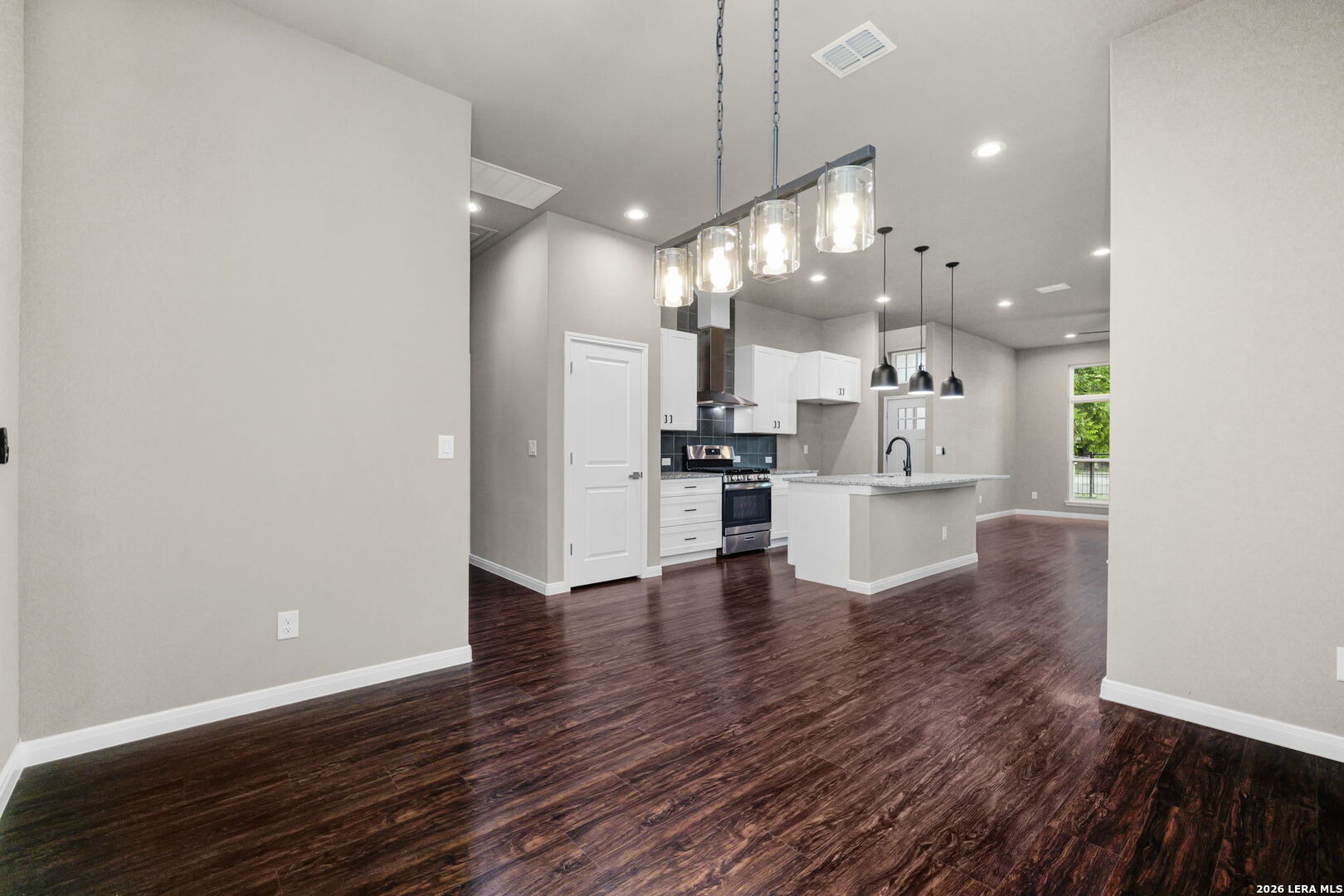 1243 W Harlan Avenue San Antonio TX 78211