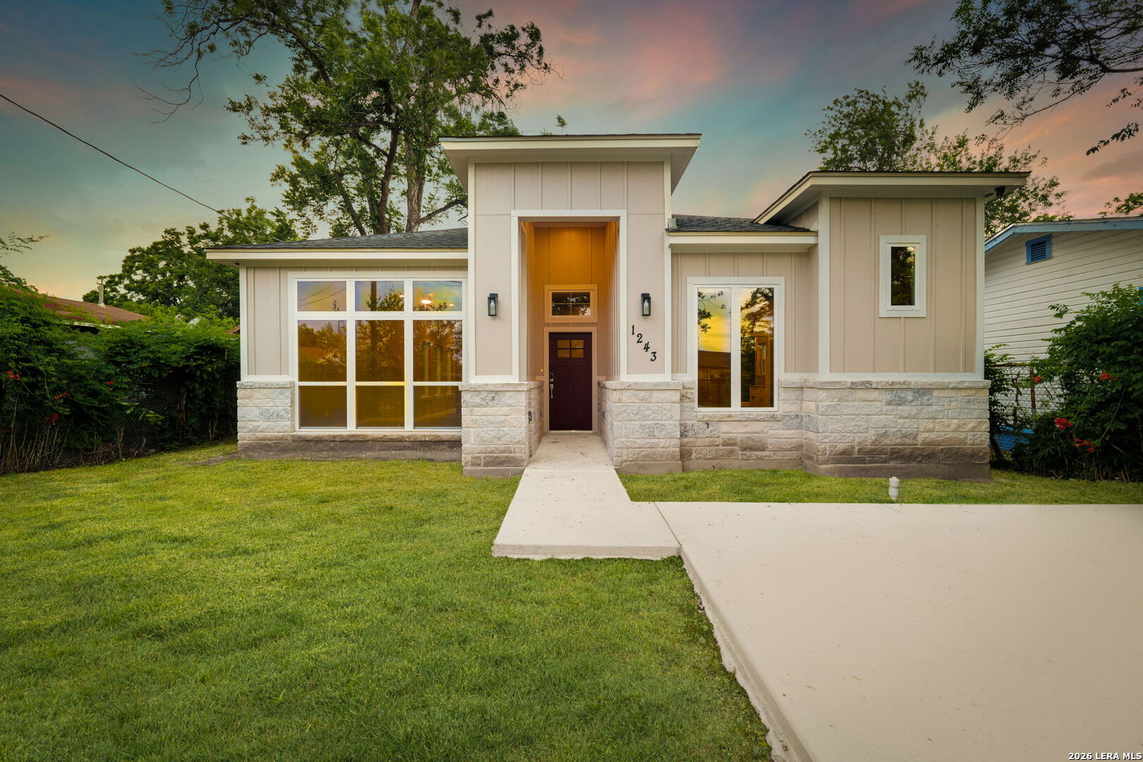 1243 W Harlan Avenue San Antonio TX 78211