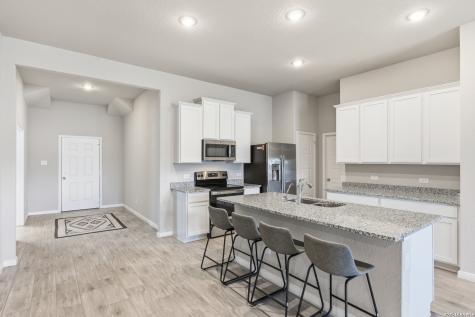 829 Stonemanor Bay Seguin TX 78155