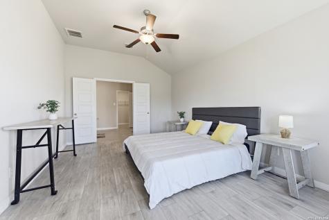 829 Stonemanor Bay Seguin TX 78155