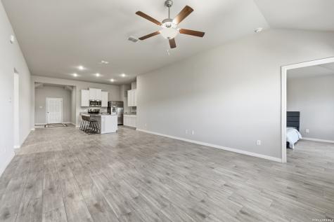 829 Stonemanor Bay Seguin TX 78155