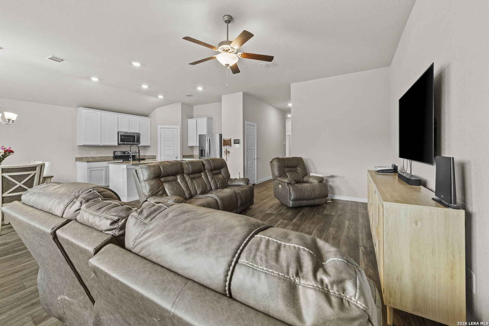 5403 Pearl Valley San Antonio TX 78242