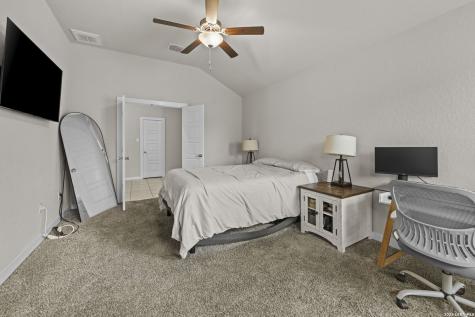 5403 Pearl Valley San Antonio TX 78242