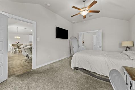 5403 Pearl Valley San Antonio TX 78242