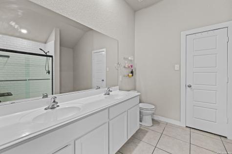 5403 Pearl Valley San Antonio TX 78242