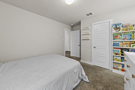 5403 Pearl Valley San Antonio TX 78242
