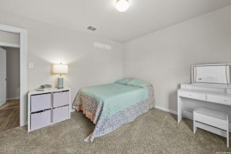 5403 Pearl Valley San Antonio TX 78242