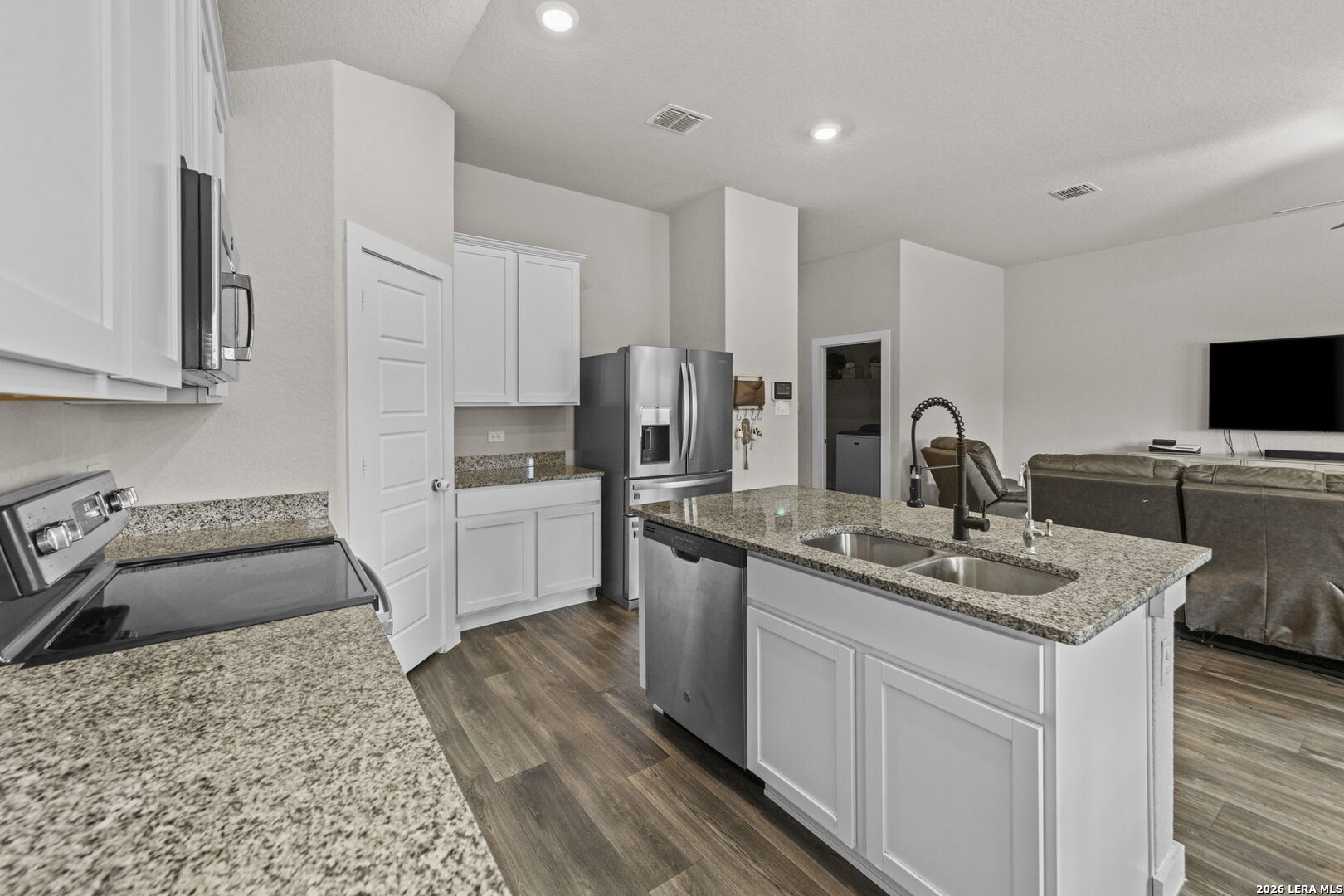 5403 Pearl Valley San Antonio TX 78242