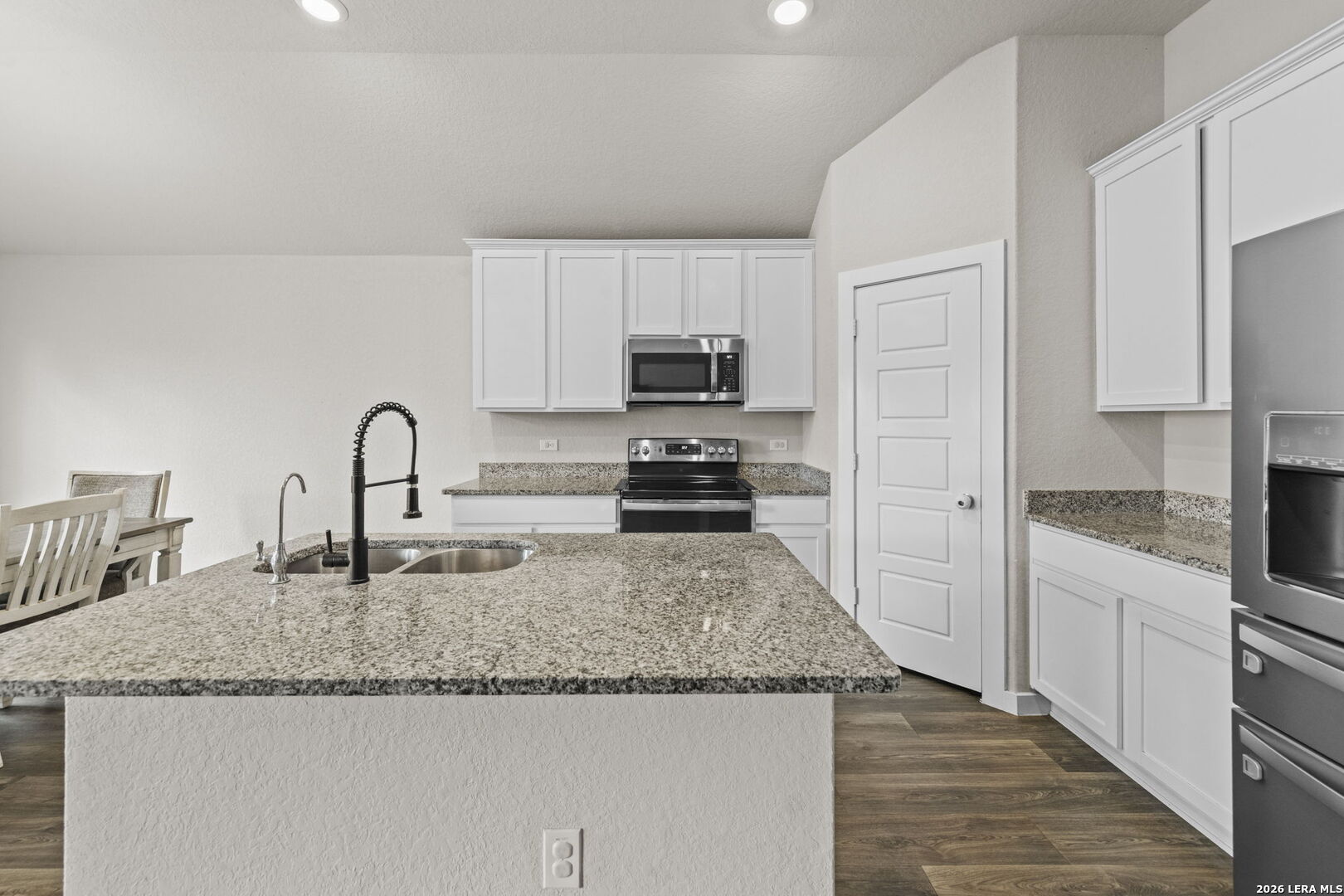 5403 Pearl Valley San Antonio TX 78242