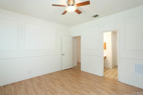11009 Almond Park San Antonio TX 78249