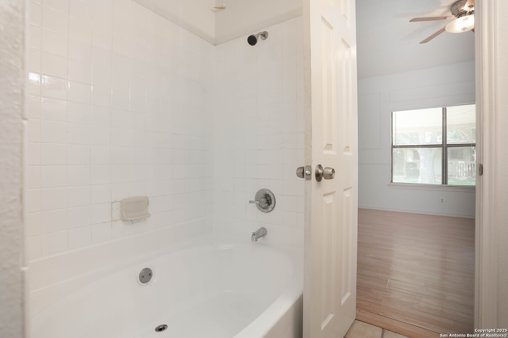 11009 Almond Park San Antonio TX 78249