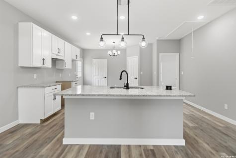 1906 Lennon San Antonio TX 78223