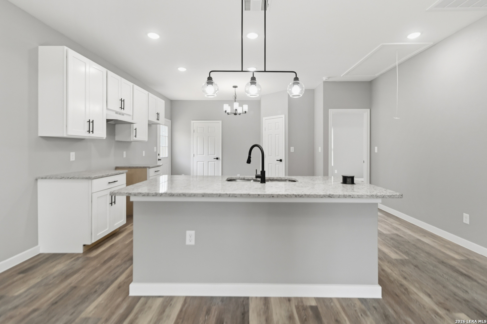 1906 Lennon San Antonio TX 78223