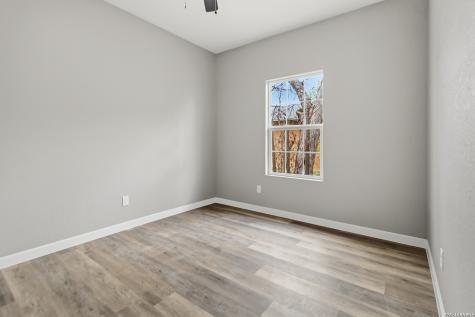 1906 Lennon San Antonio TX 78223