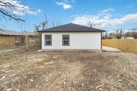 1906 Lennon San Antonio TX 78223