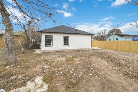 1906 Lennon San Antonio TX 78223