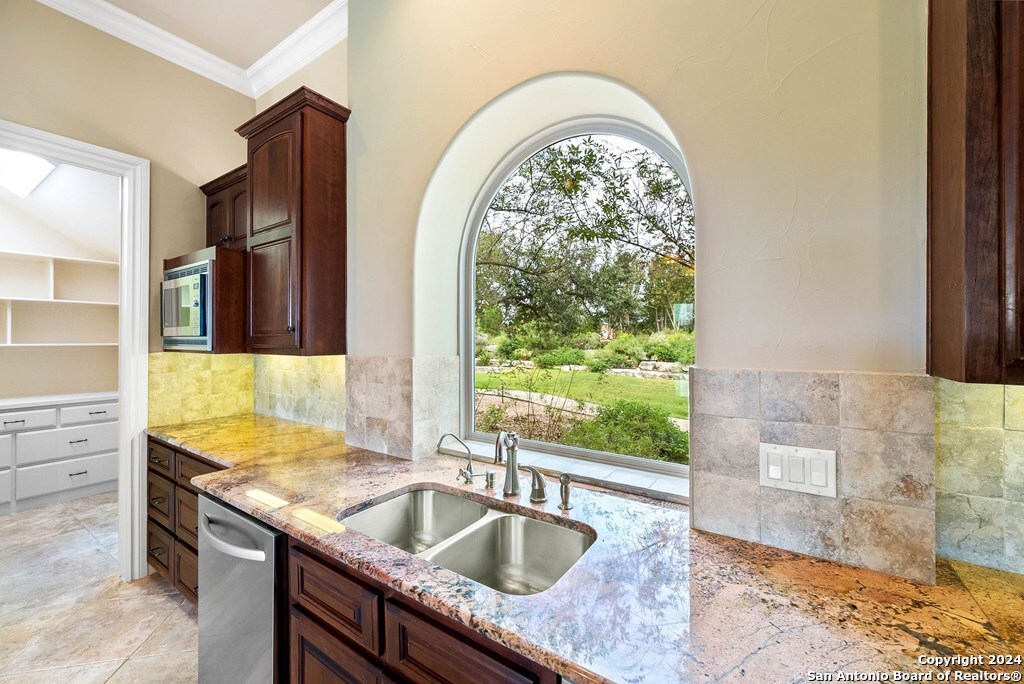 3722 Club View Court Kerrville TX 78028