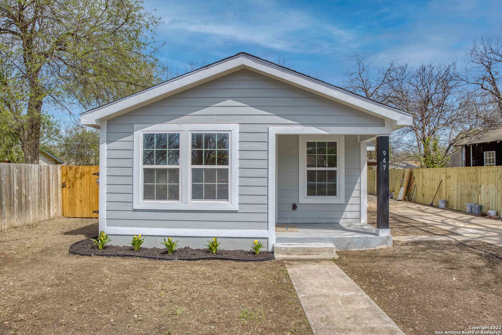 947 Chalmers Avenue San Antonio TX 78211