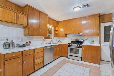 350 Springwood Lane San Antonio TX 78216