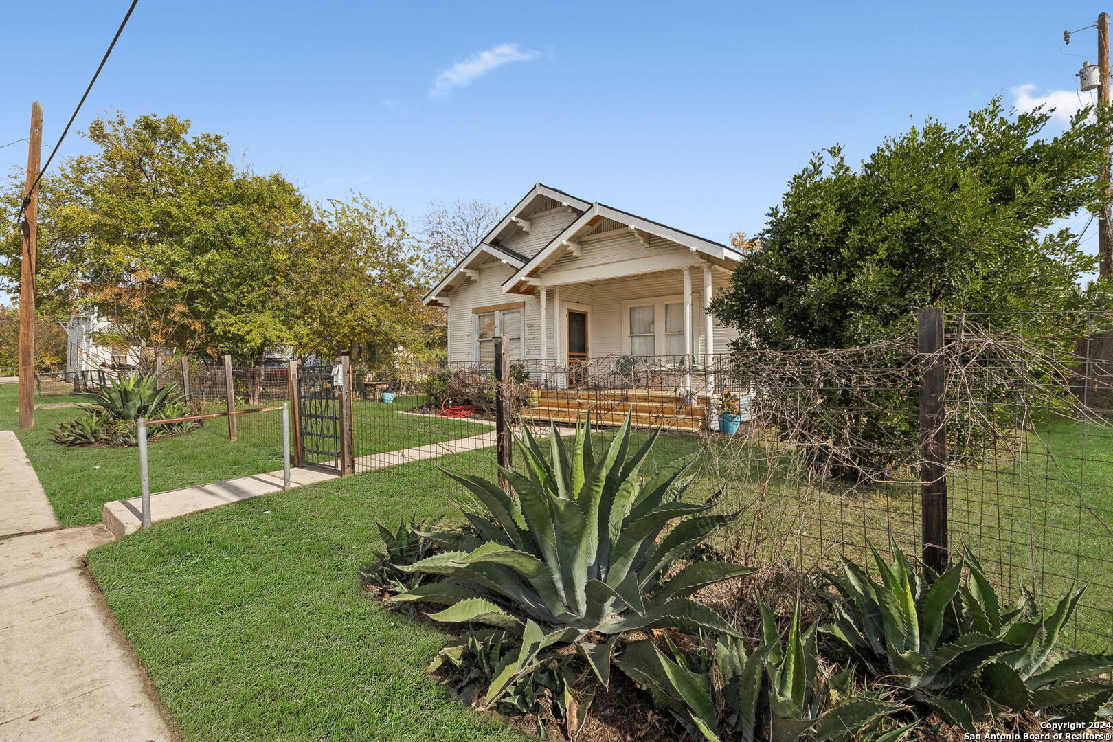 1620 N Olive Street San Antonio TX 78208